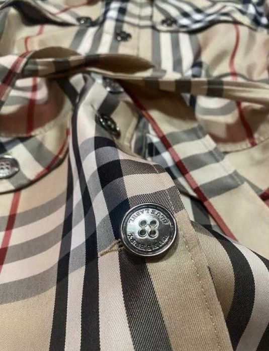 Тренч плащ Burberry