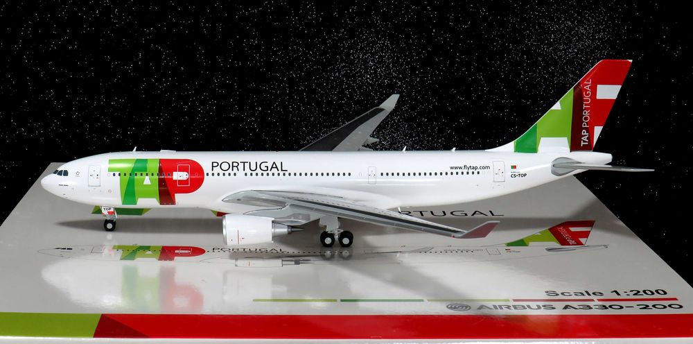 TAP Air Portugal Airbus A330-200 CS-TOP escala 1:200 super raro