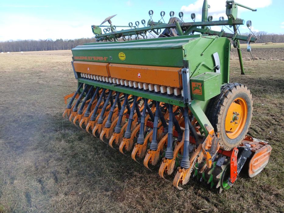 Agregat uprawowo-siewny