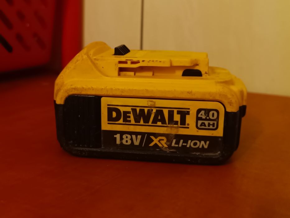 Bateria DeWalt 18v xr li-ion