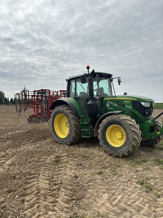 Wynajem ciągnika rolniczego John Deere Ładowarek teleskopowych
