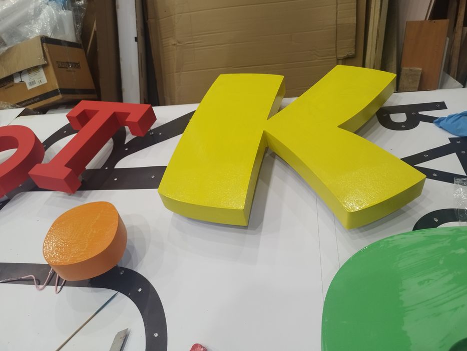 Букви з пінопласту виготовлення на ЧПУ станку. Логотипи, Вивіски Банер