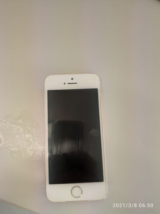 Продам iPhone 5s