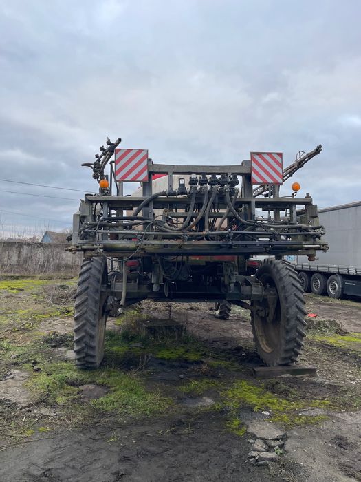Оприскувач самохідний Apache1010 AS 1010