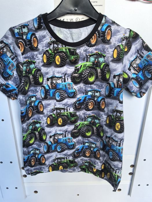 T shirt 134 aipi