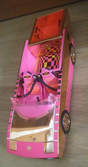 Carro LOL Surprise