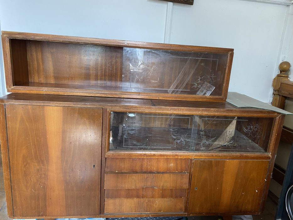 Stary kredens/ witryna prl do renowacji