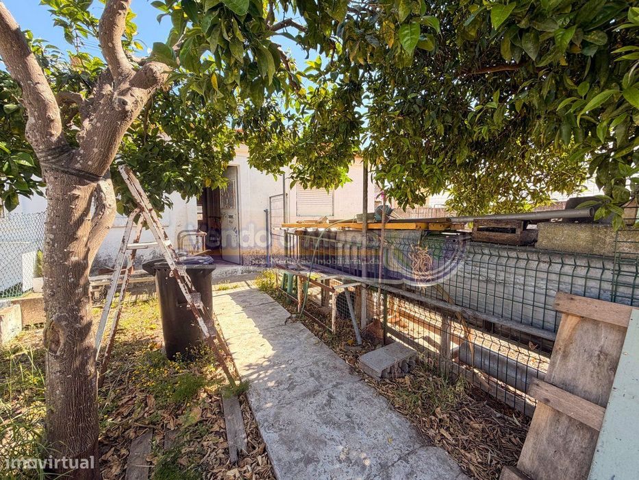 Moradia T2 em Samora Correia (SC1050)