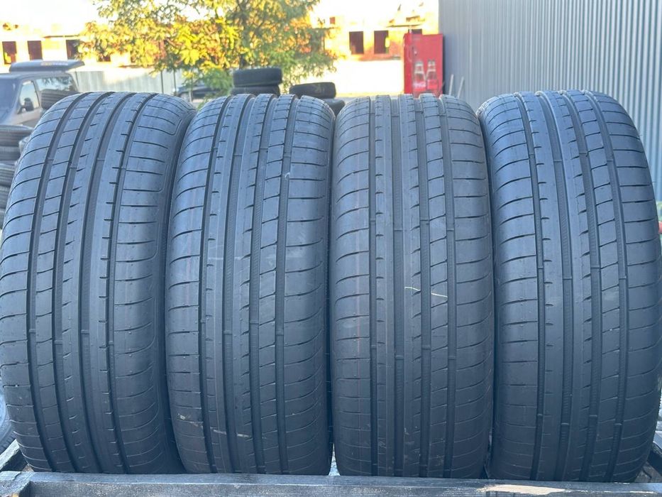 НОВІ 235/45/19 Goodyear eagle f1