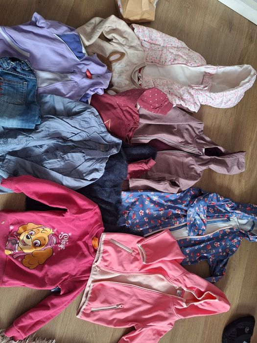Zestaw paka Ubranka dziewczynka jesien 110 tanio! Kurtki bluzy