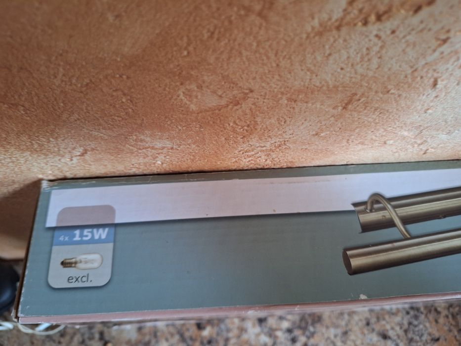 Lampa galeryjka w kolorze stare złoto