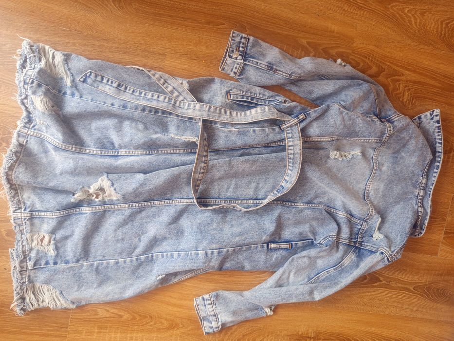 Płaszczyk jeansowy firmy Trendy.ing.
