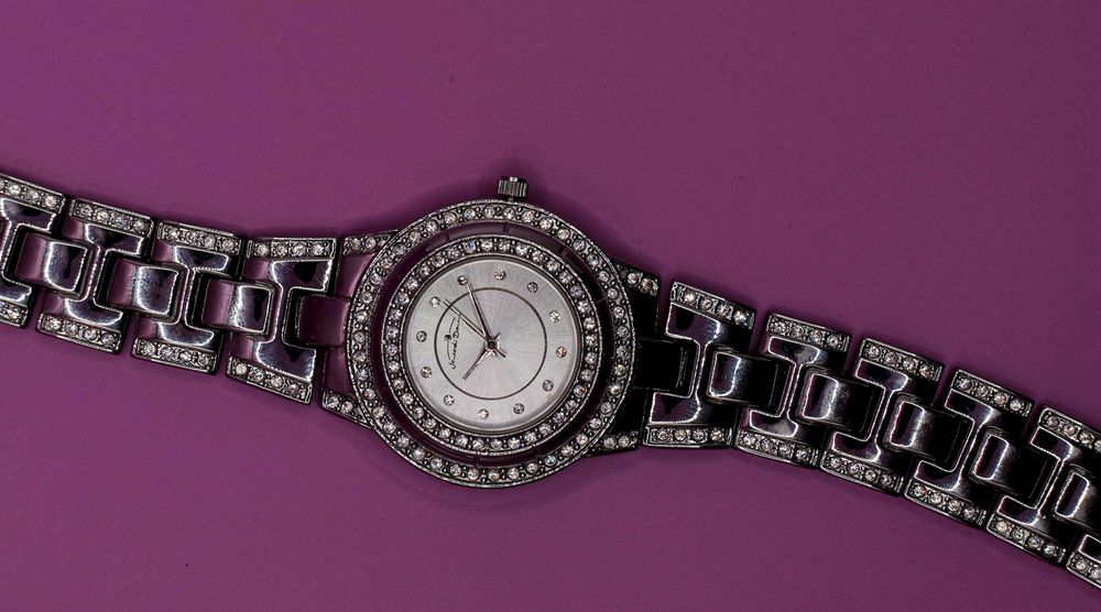 Relógio feminino Senso di Donna, nunca usado.