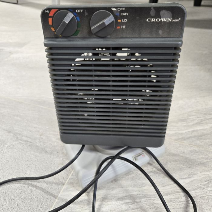 Aquecedor/Ventoinha Eléctrica Giratória