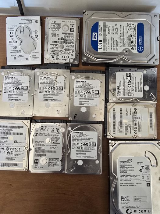 Hard Drives 500 to 1000 GB64750628534785120