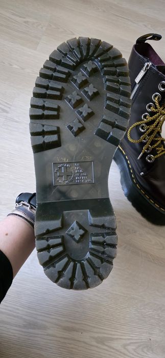 Dr. Martens Jadon Zip Max Oxblood Atlas
