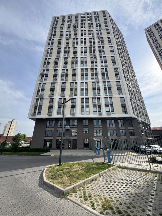 Продаж комерційного приміщення 88 м² | ЖК Madison Gardens | Бровари без %