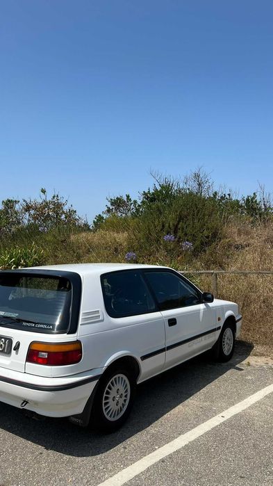 Toyota Corolla E90 - 1.3cc XL - 106 mil km