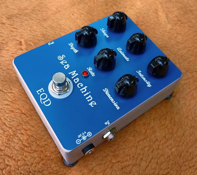 Efekt gitarowy EQD Sea Machine Chorus (klon)