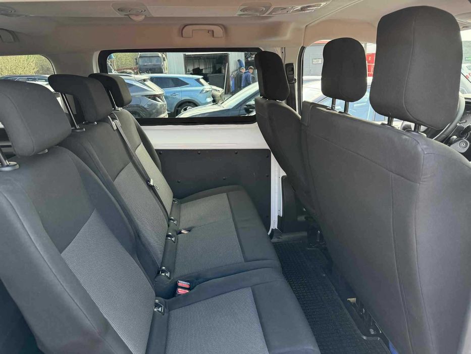 Wynajem, wynajmę busa, bus, busy 9 osobowy Opel Vivaro