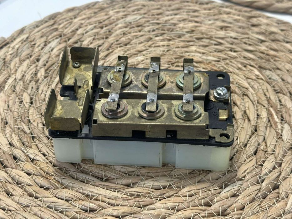 Реле зарядки  БПВ 14 10 8А 14В