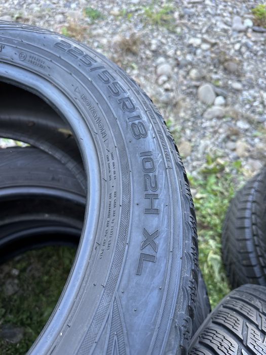 225/55/18 Nokian WR suv 3