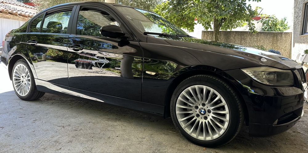 BMW E90 320d Automatico512941053486704642