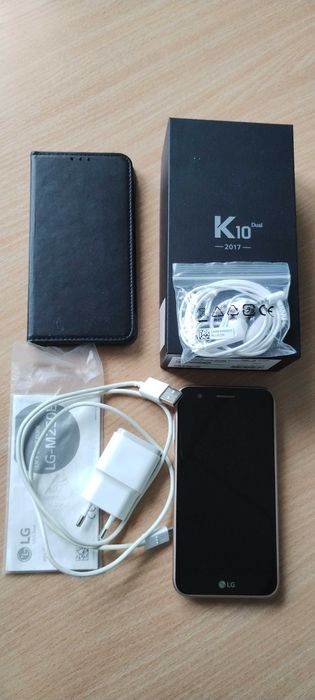 Smartfon LG model K10