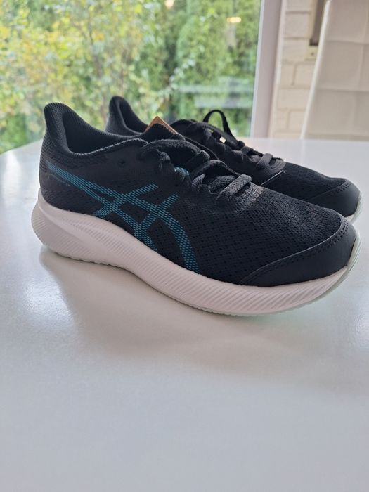 Buty Asics rozm. 35.5