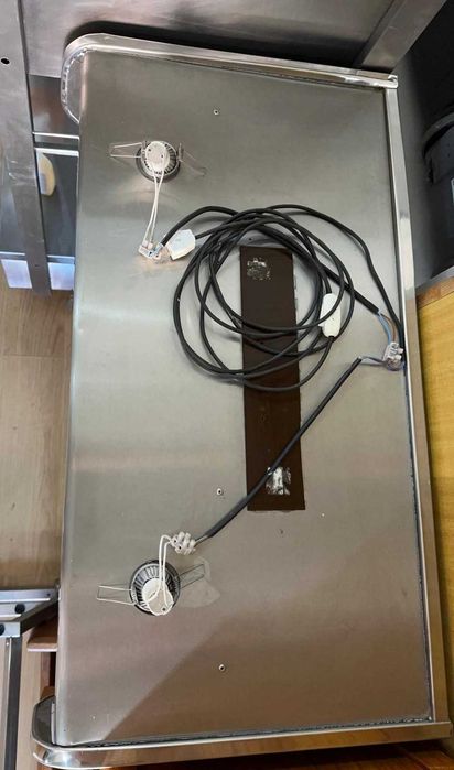 Móvel de Pão em Inox com Iluminação – Ocasião