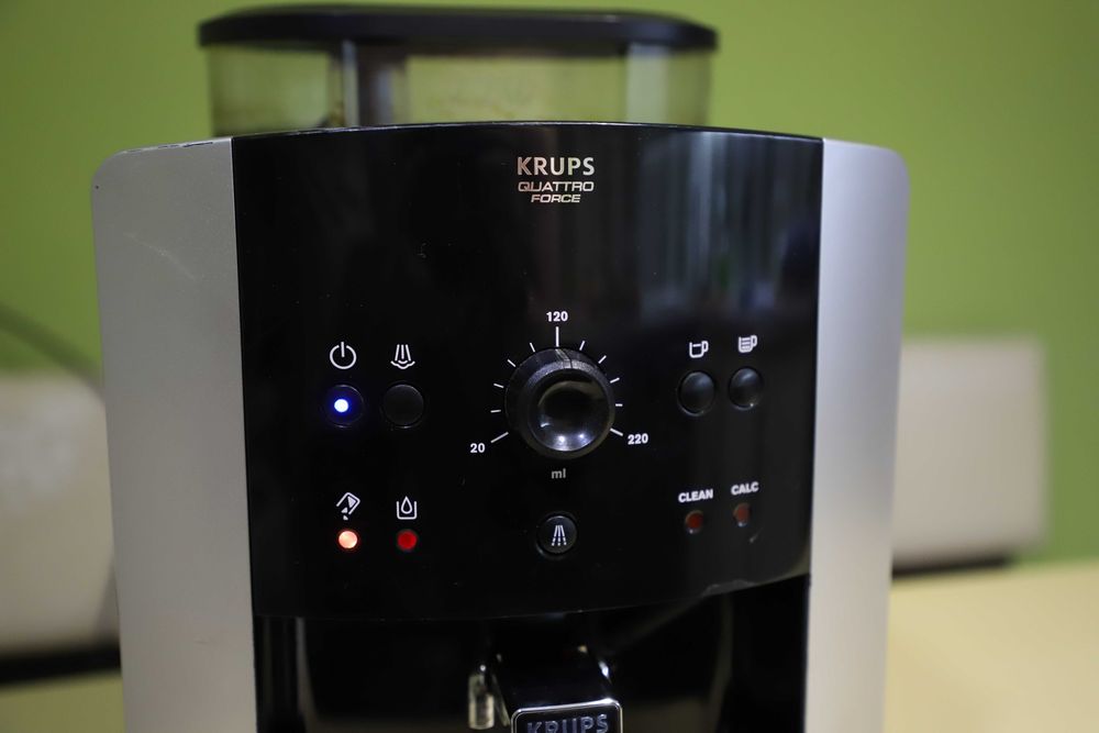 кофемашина Krups EA8108 Arabica