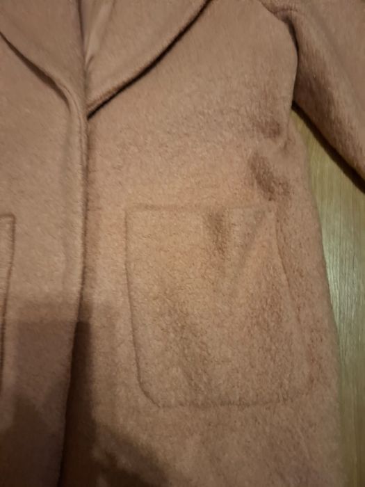 Piękny bukla płaszcz Ichi rozmiar M