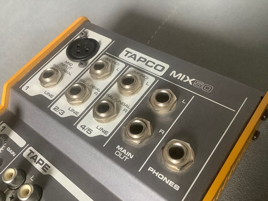 Mikser analogowy Tapco Mix50 audio sprawny