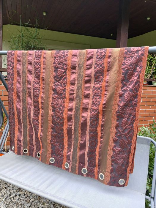 2 modne  zasłony na kółkach