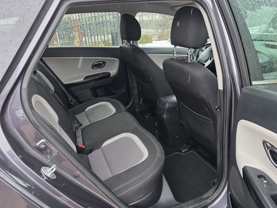 1.6Crdi*Oryginalny Lakier*Bezwypadkowy*Czujniki*Kamera*Ledy*chrom*