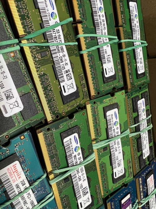 Оперативна пам`ять для ноутбука 2GB | DDR3 1333 | PC3 10600 | SODIMM |