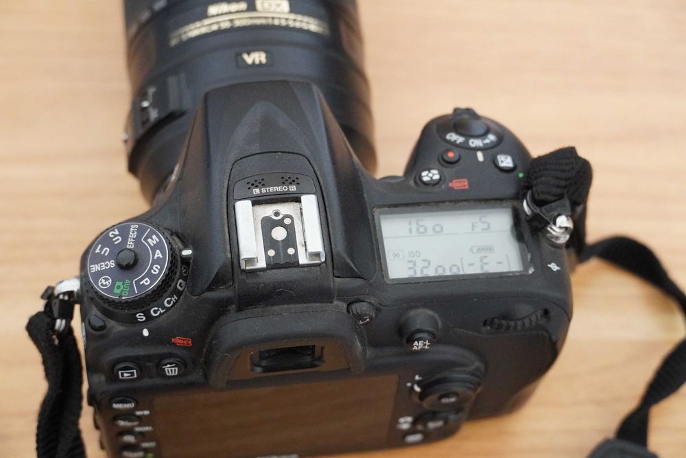 Nikon D7200 + Lente Nikon DX 55-300mm
