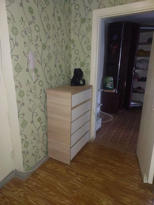 Сдам 2 ком кв Лахтинская 4/5