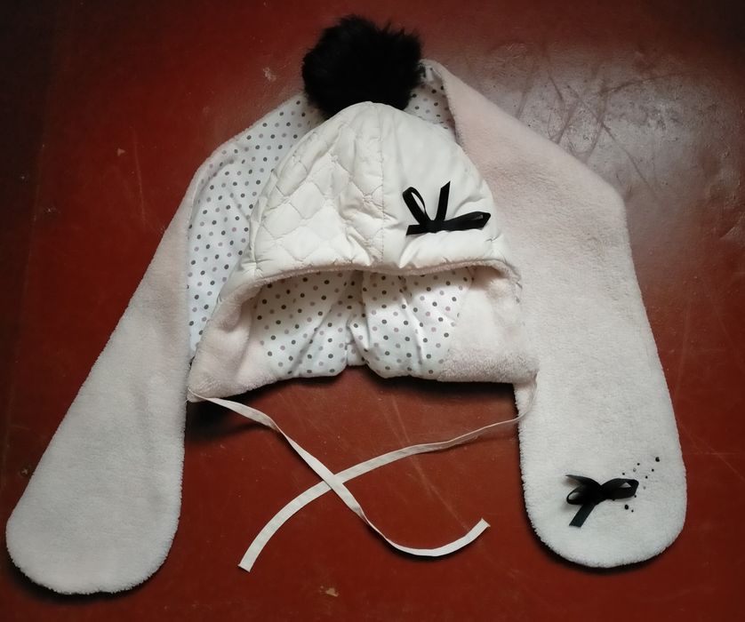 Шапка и шарф на девочку