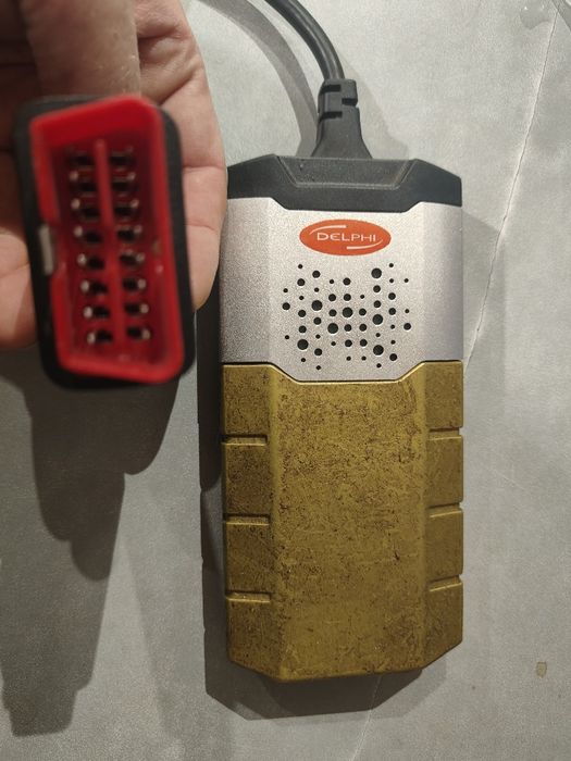 Авто Сканер DELPHI OBD2 під відновлення