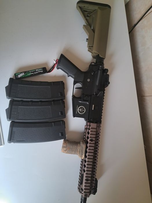 Réplica rossi  marsoc