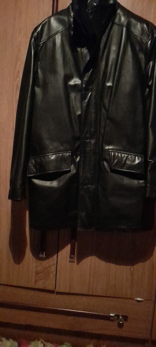 Casaco cabedal longo. Marques Soares.