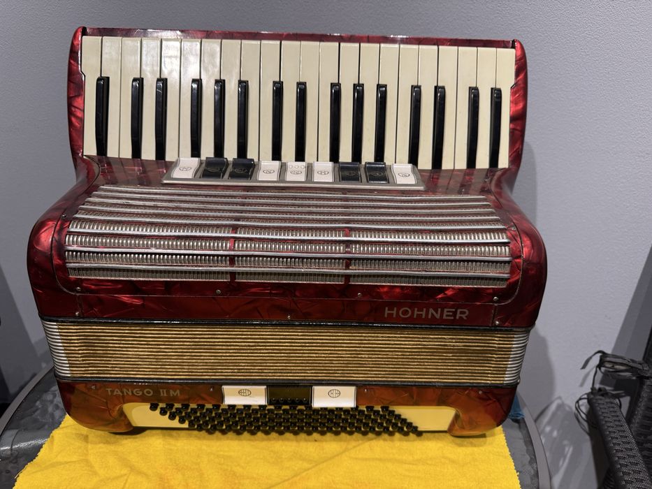 Akordeon Hohner tango II