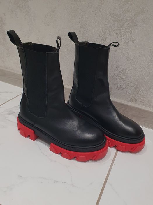 Стильні черевики