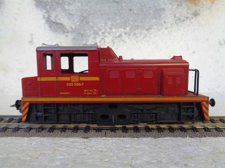 1:87 LIMA Locomotiva de manobras da DB V332 comboio