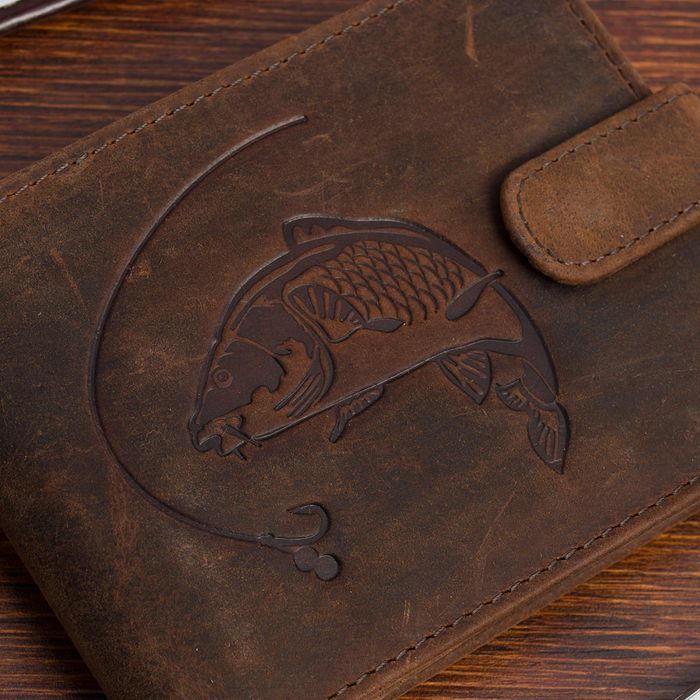 Portfel skórzany męski z tłoczeniem ryba Bellugio rdzawy dla dziadka