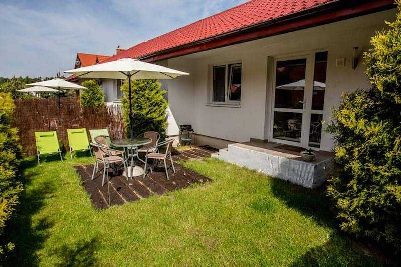 WAKACJE w ROWACH DOMKI , Cena od 220zł za dobę, nad  morzem ,Wakacj