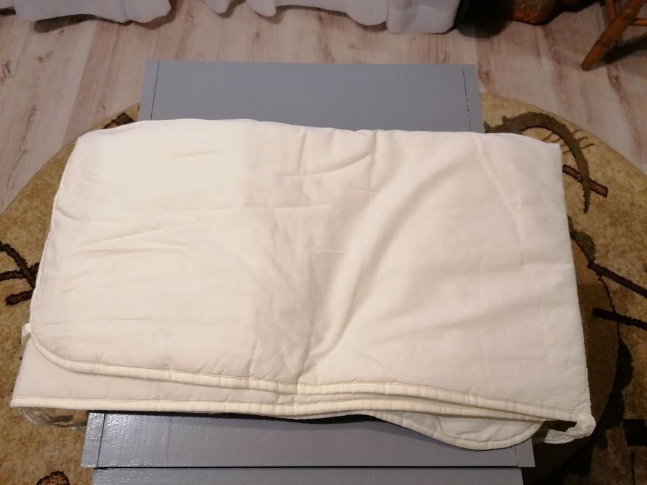 Ochraniacze do łóżeczka