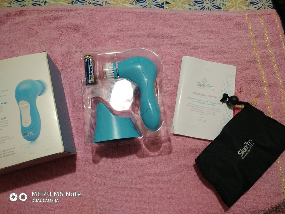 Аппарат SkinPro для очищения кожи лица