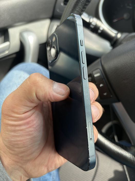 Продам свій айфон 13/128 стан на фото iphone 13/128